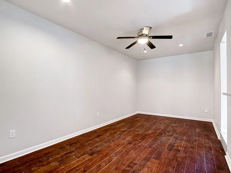 434 Schmeltzer Ln — Photo 12