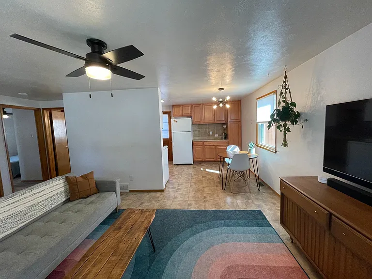 1330 Venice St — Photo 13