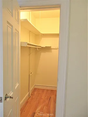 Rented by City Connections Realty | media 10