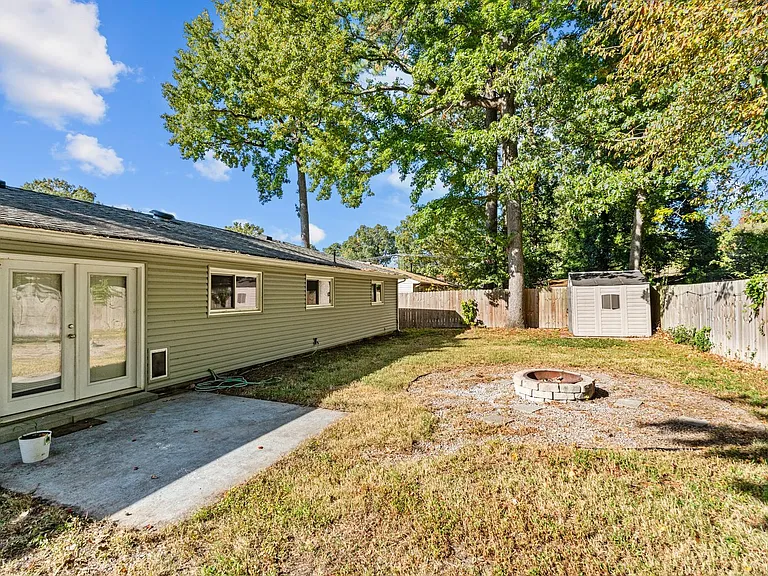 408 Lineberry Rd — Photo 50