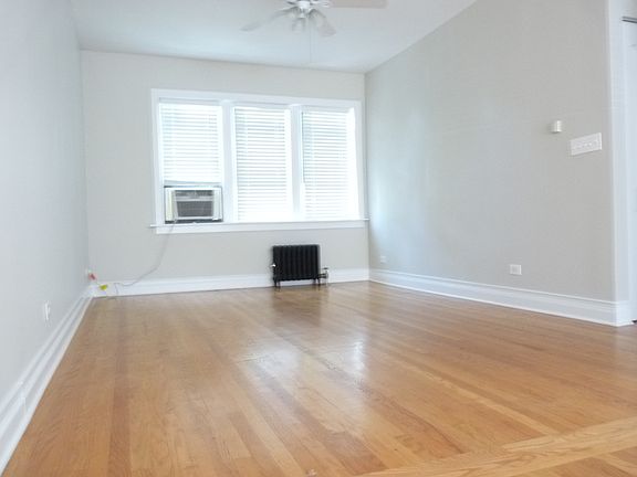 3rd image of 3645 W Grace St #2