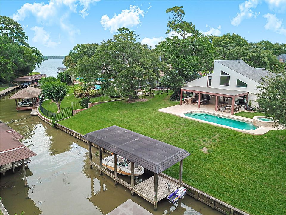 1st image of 8223 Amber Cove Dr