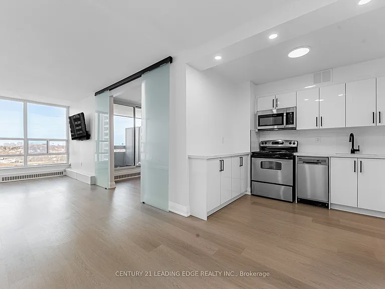 111 Ridelle Ave #1204 — Photo 7