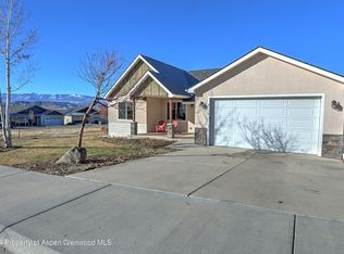 2115 Sorrel Ln, Silt, CO 81652