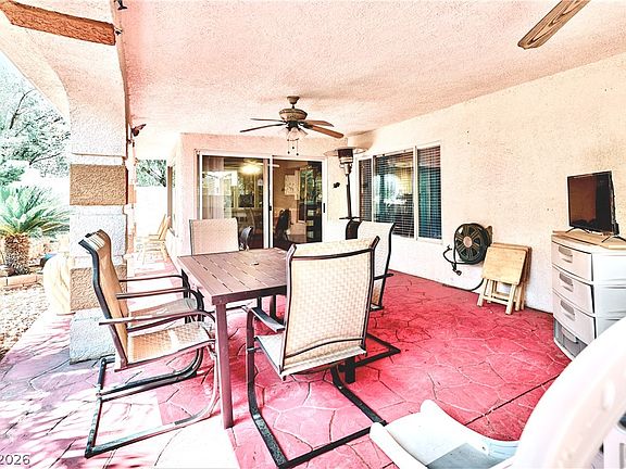 5th image of 1423 Glassy Pond Ave