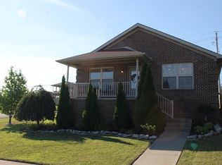 139 Bass Pond Glen Dr, Nicholasville, KY