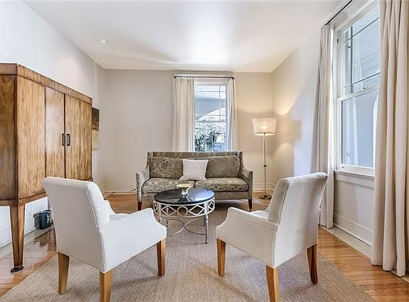 3rd image of 1631 Valence St