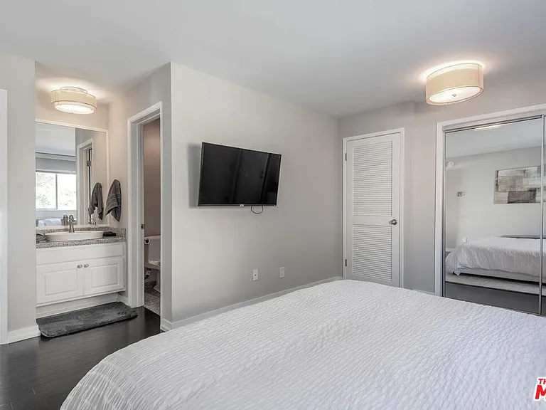 18065 Coastline Dr #4 — Photo 13