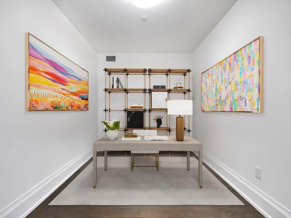 50 Riverside Boulevard image 7 of 28