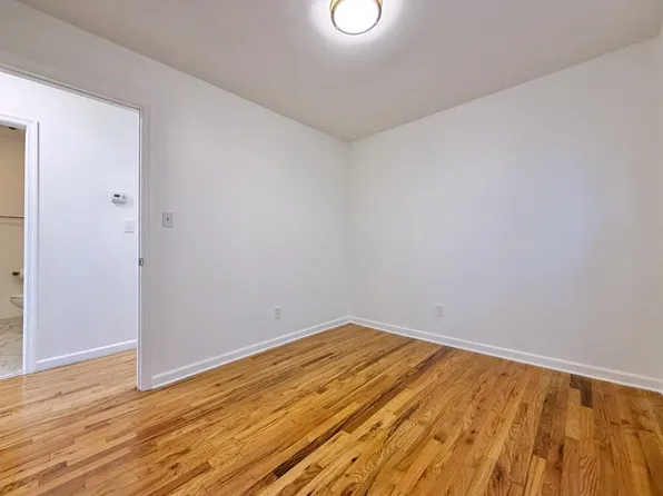 126 Ogden Avenue image 37 of 50