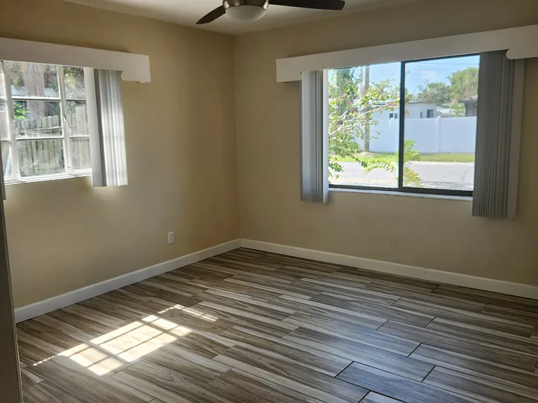 6621 Rosati Ln S — Photo 23