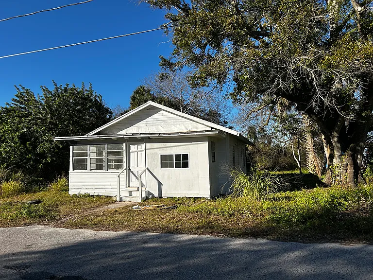 3654 Main St — Photo 6