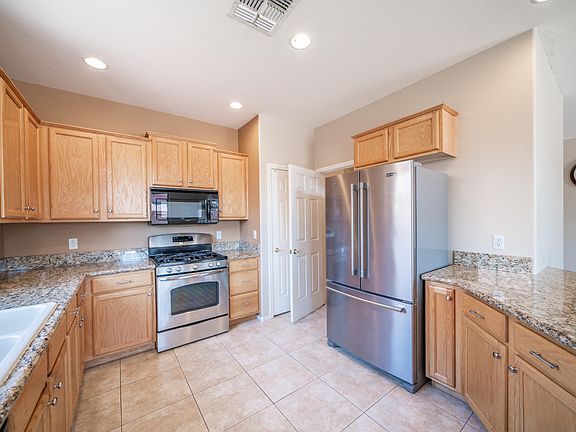 3rd image of 7533 E Desert Honeysuckle Dr