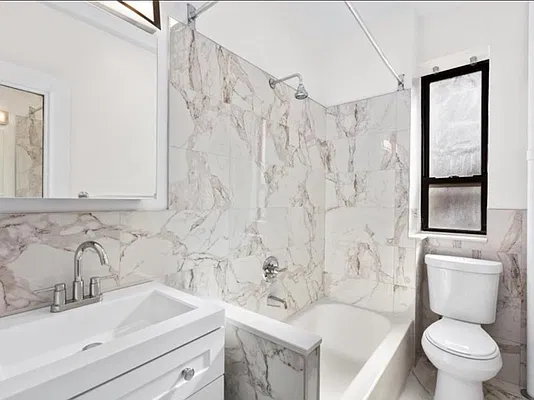 Rented by Maximo Properties | media 6