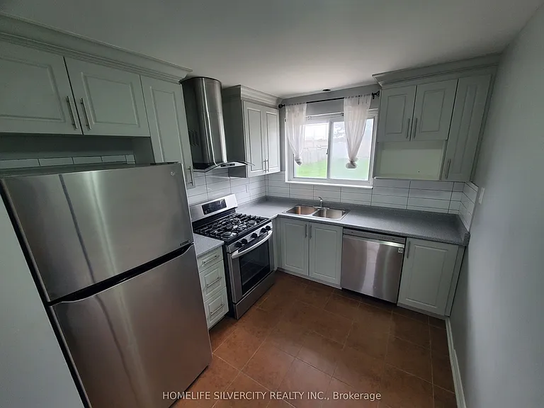 9 Belmont Dr — Photo 10