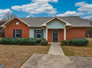 149 Laurel Ridge Dr, Lagrange, GA 30240
