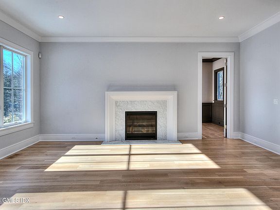 3rd image of 161 Pecksland Rd