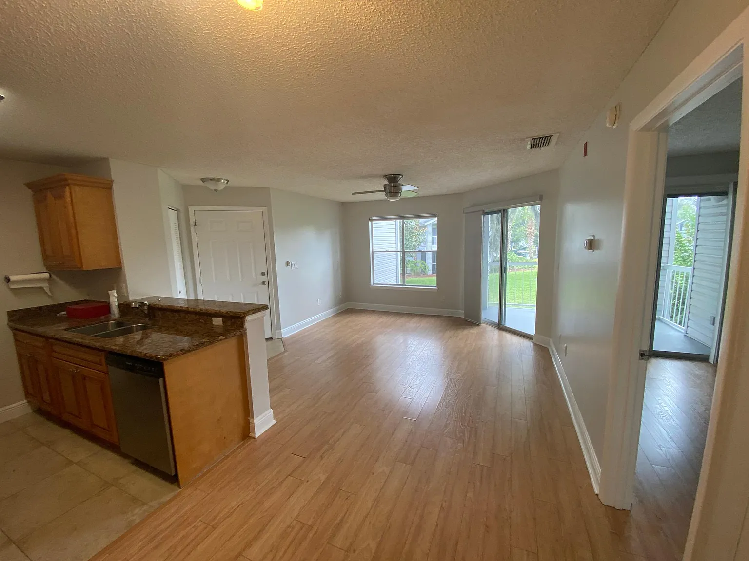 1 bed, $1,399 — Photo 4