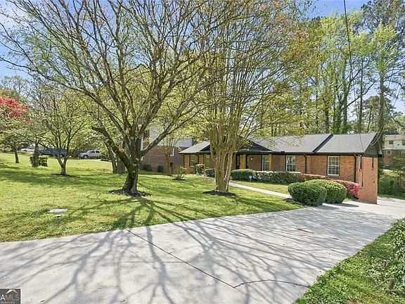 2nd image of 3629 Greentree Farms Dr
