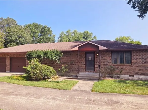 609 S 2nd St, Odessa, MO 64076