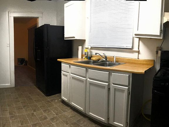 5th image of 3419 N Kenwood Ave