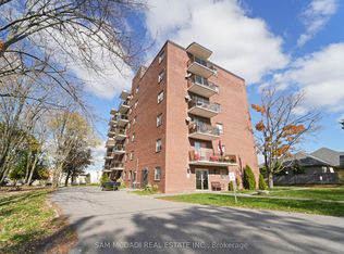 62 Spencer St E #403, Cobourg, ON K9A 1C2