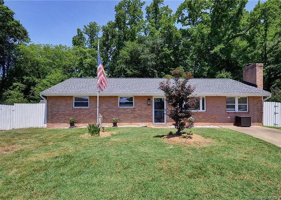 1st image of 343 Avis Cir