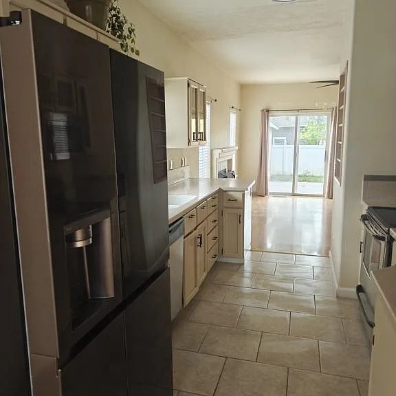 87 Red Cedar St — Photo 3