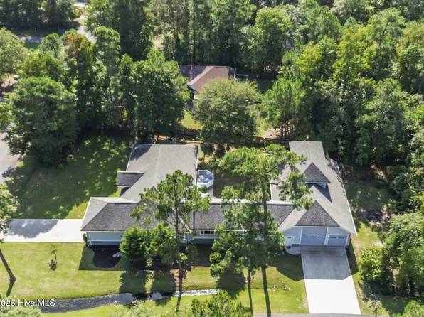 147 Pine Needle Drive, Hampstead, NC 28443