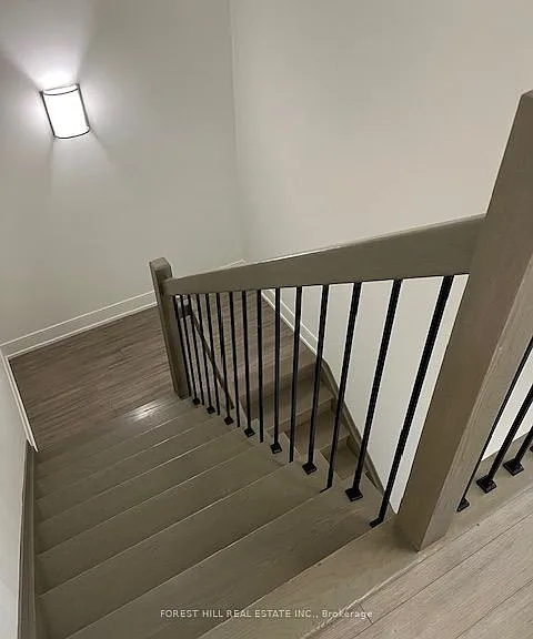 310 Tweedsmuir Ave #Townhouse 2 — Photo 18
