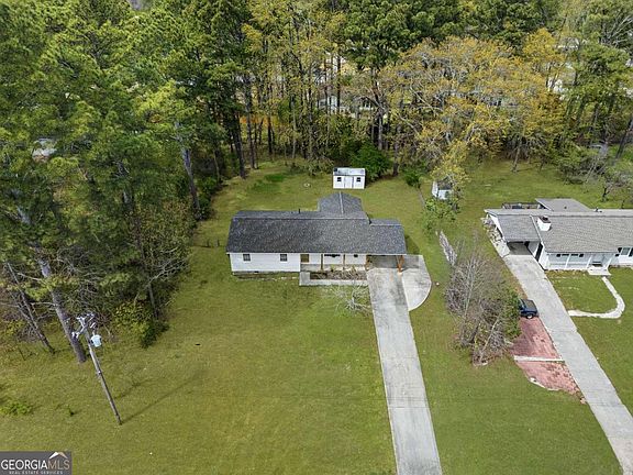 2nd image of 1218 Ridge Rd