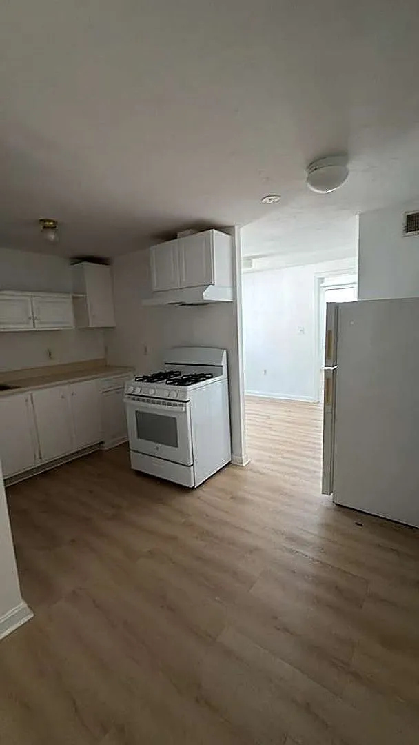 74 Ellen LLC — Photo 2