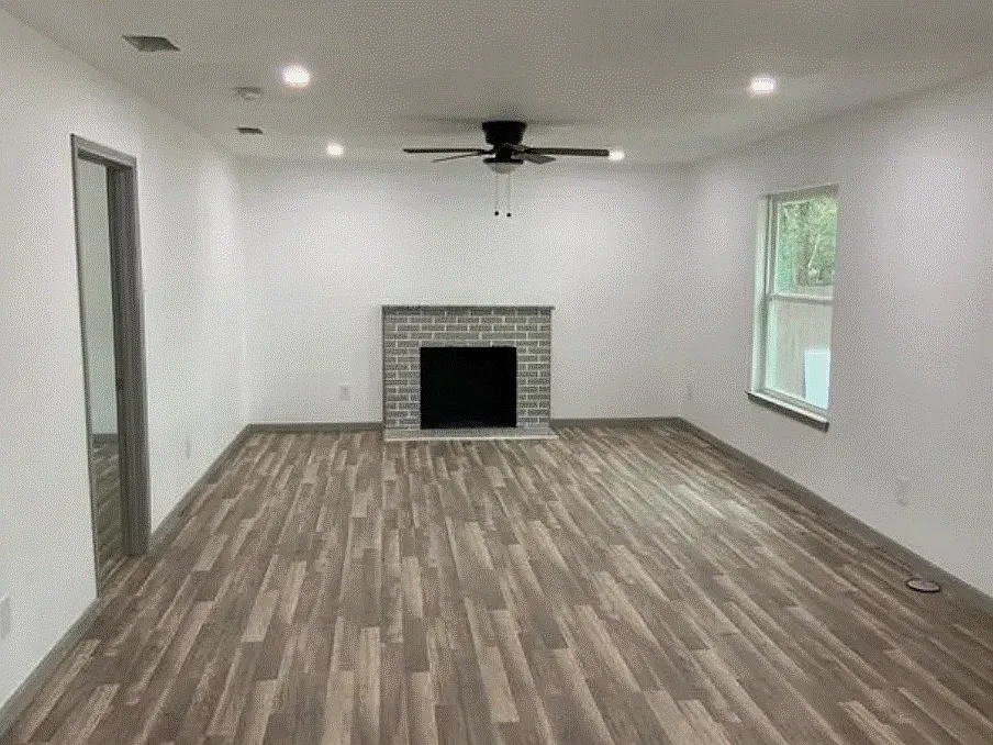 3 bed, 2.5 bath, 1062 sqft, $2,100 — Photo 3