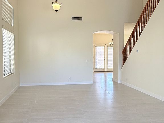 3rd image of 9035 W Bluefield Ave