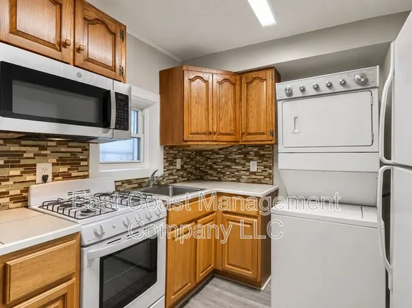 1220 W Pratt St, Baltimore, MD 21223