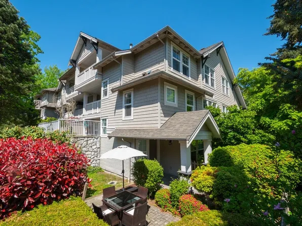 7179 18th Ave #1, Burnaby, BC V3N 1H2