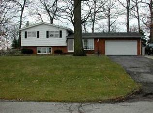 1165 Inwood St, Temperance, MI 48182