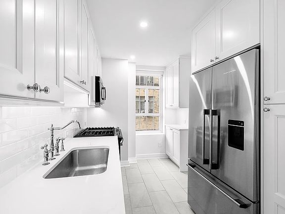 3rd image of 241 Central Park W APT 13A