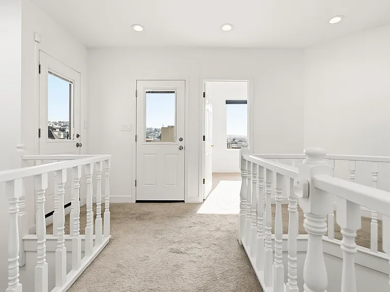 1924 Filbert St #2 — Photo 25