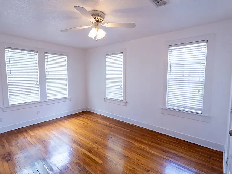 3144 Cockrell Ave #3144 — Photo 11