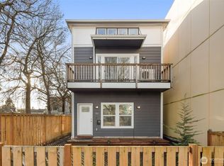 942 S M St, Tacoma, WA