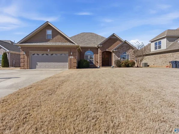 1007 Worton Grange Pl, Decatur, AL 35603