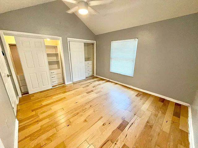 1355 Villa Ln — Photo 14