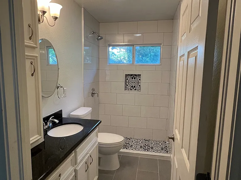 116 Bonita Ave — Photo 6