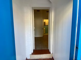 1044 W Belmont Ave #R, Chicago, IL 60657