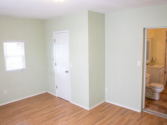 2nd image of 515 Washington Ave