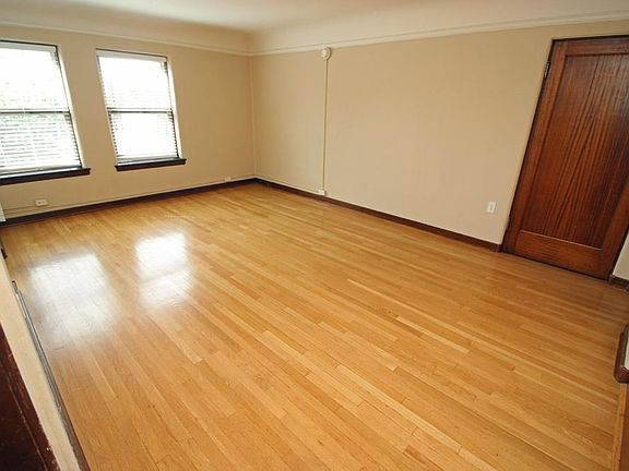 3rd image of 222 Summit Ave E #302
