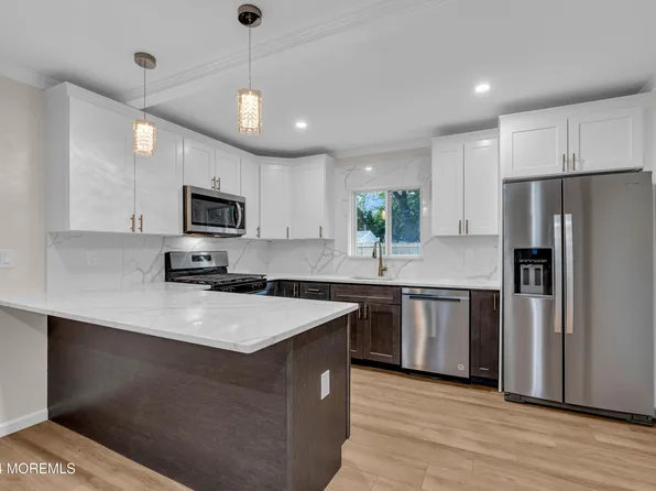 11 Ann Court, Hazlet, NJ 07730