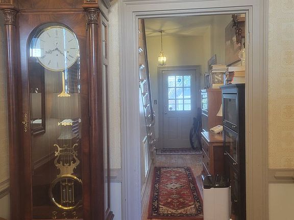 2nd image of 416 Court St