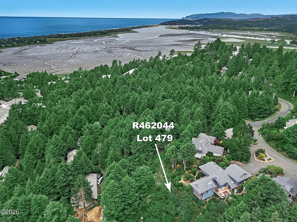 2nd image of 479 Lookout Ct